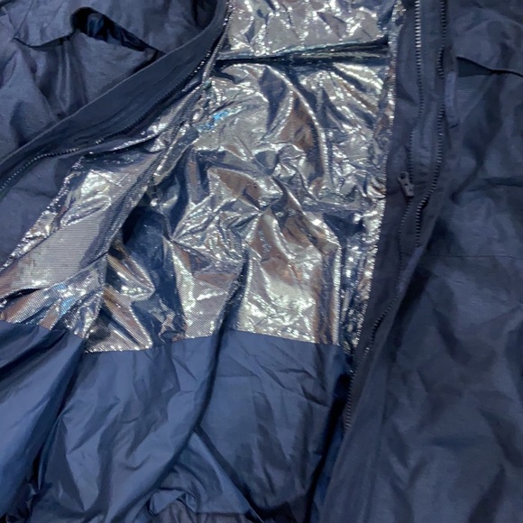 Columbia jacket. - Picture 9 of 9